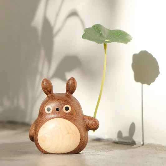 Wooden Totoro Essential Oil Diffuser Ornament, Car & Desk Decoration, Cute Aromatherapy Figurine, Handmade Gift for Women & Children