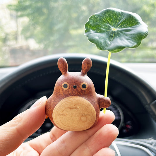 Wooden Totoro Essential Oil Diffuser Ornament, Car & Desk Decoration, Cute Aromatherapy Figurine, Handmade Gift for Women & Children